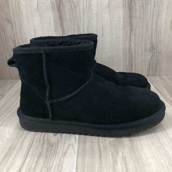 Koolaburra by Ugg Ankle Boots Womens 7 Black Suede Slip On Lined Winter Shoes - Picture 1 of 11